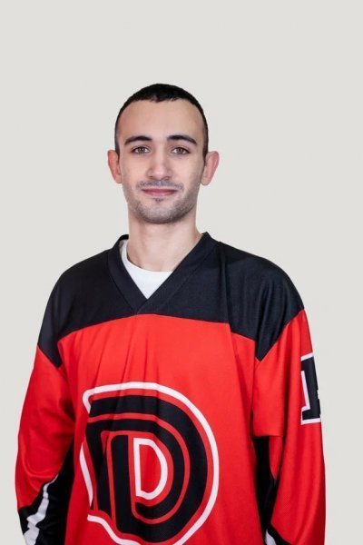 Путулян  Артем  Каренович