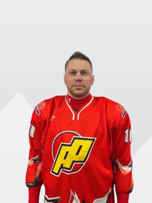 Мякишев  Артем  Александрович