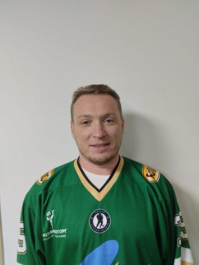 Хохлов  Артем  Игоревич