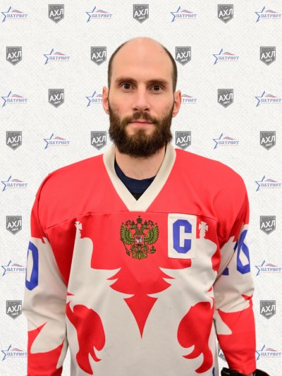 Козырь  Максим  Викторович