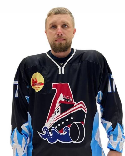 Дроздаков  Денис  Александрович