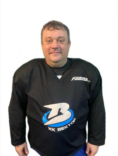 Светличный  Артем  Витальевич