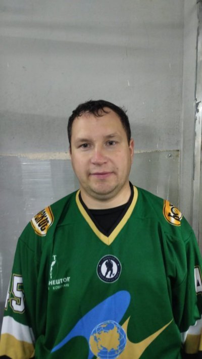 Щукин  Денис  Владимирович