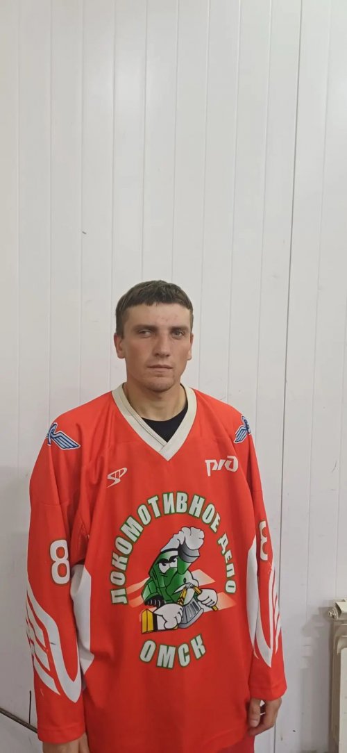 Быков  Дмитрий  Андреевич